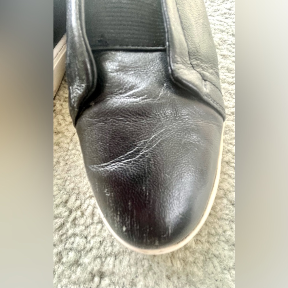 HALOGEN Women’s Black Leather Athleisure Slip-On Sneakers Size 8.5 - Picture 11 of 16